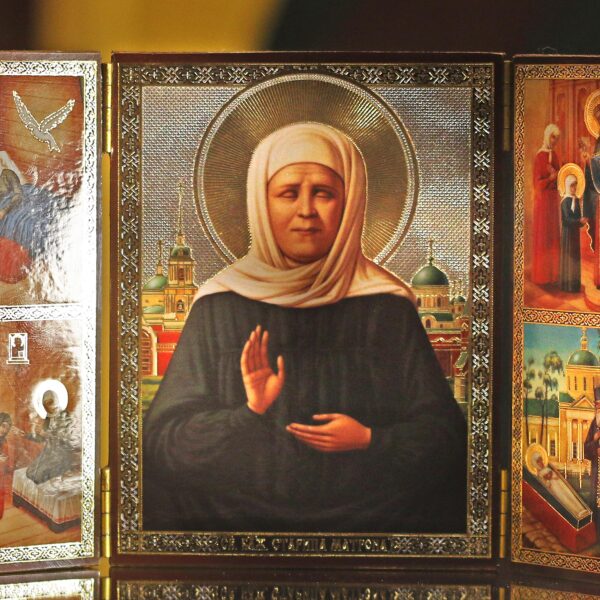 Orthodox Christian Icon Triptych of St. Matrona of Moscow 7" x 4.5" Sanctified - Image 2